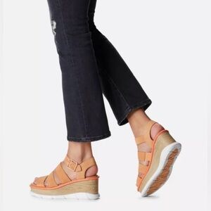 Sorel Women's Joanie III Ankle Strap Wedge Platform Sandals Beige/Orange Size 10